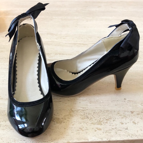 Extra small WOMENs shoes - Picture 1 of 4